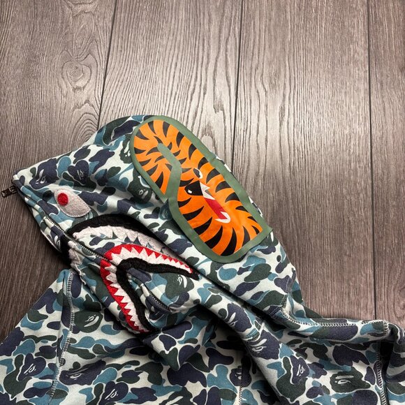 Bape ABC Camo Shark Full Zip Hoodie Blue Camo Medium Rare - Picture 7 of 13